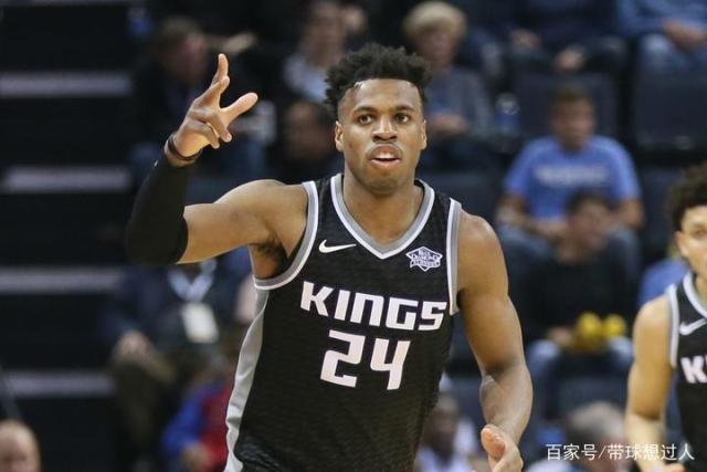 第四届“衢州烂柯杯”世界围棋公开赛本赛首轮战罢